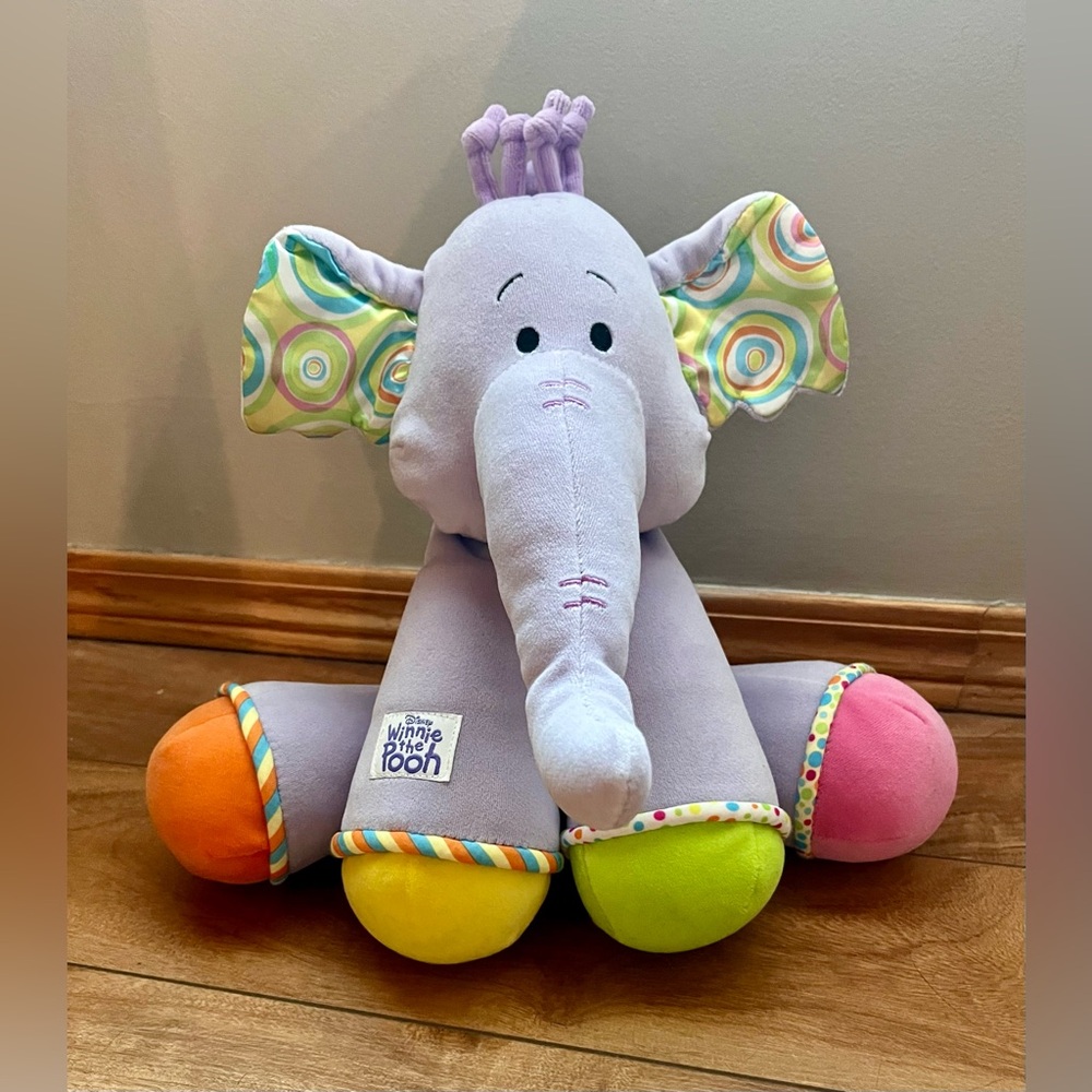 Winne the Pooh Heffalump toy 🐘
